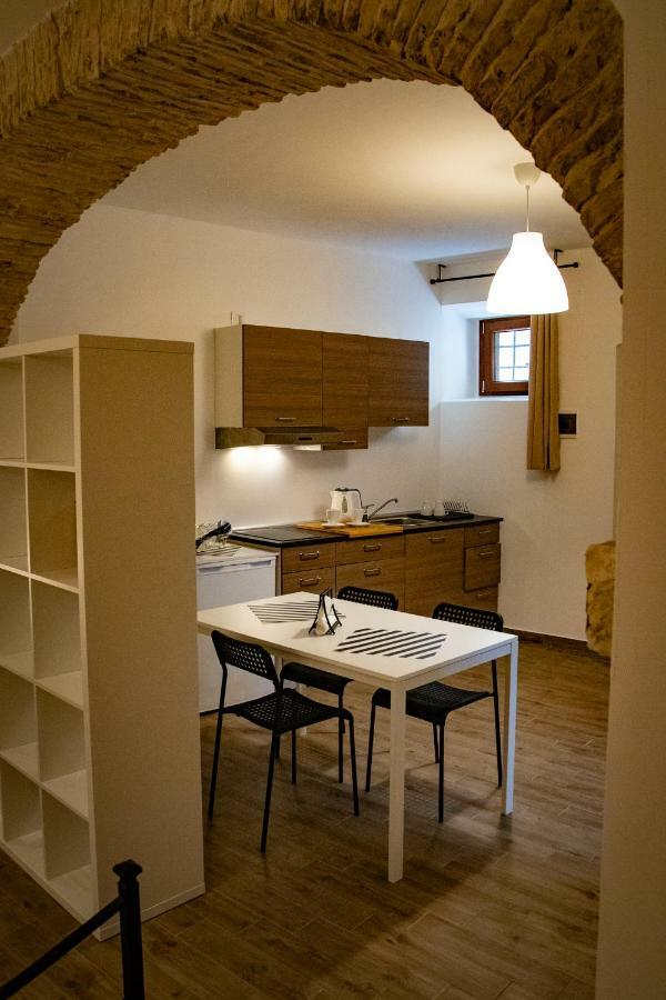 Casa Concerie Quattro Lejlighed Sulmona Eksteriør billede